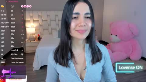 Sara online show from December 7, 4:58 pm