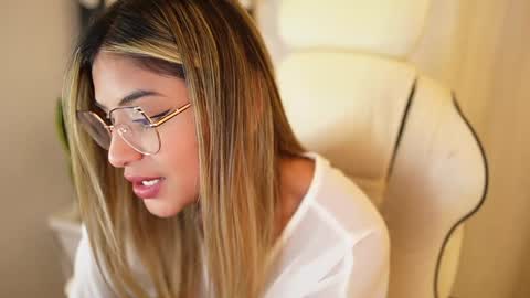 Sara online show from January 29, 12:43 am