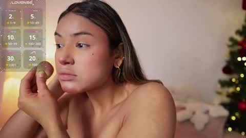 Sara online show from November 28, 10:45 pm