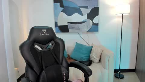 I am Sara  online show from February 23, 9:56 pm