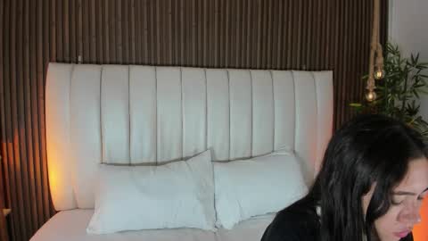 Sara   online show from February 25, 10:41 pm