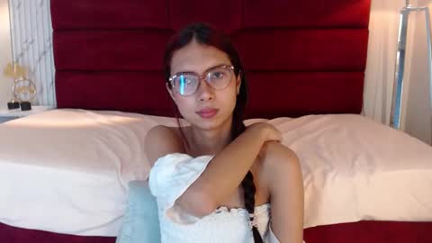 Sara online show from February 21, 10:59 pm