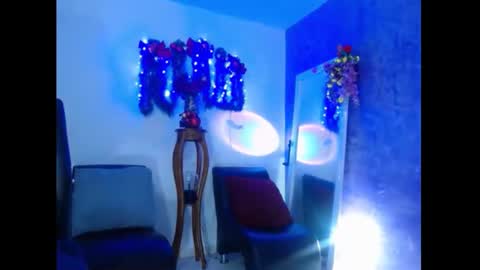 sara online show from December 4, 11:35 pm