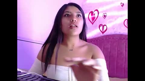 sarastonesx online show from February 17, 3:15 am