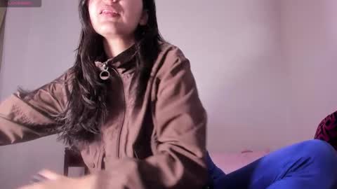 Sara   online show from February 10, 7:07 pm