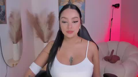 Sara Winstone online show from September 25, 1:15 pm