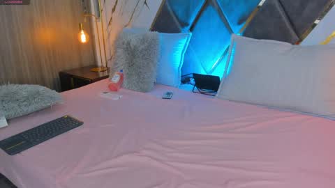 Saray Lopez online show from April 24, 1:30 am