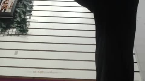 mery online show from December 3, 6:17 pm