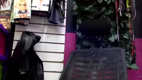 mery online show from April 1, 4:48 pm