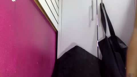 mery online show from April 18, 7:58 pm