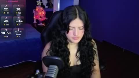 Sari  online show from December 22, 9:12 pm