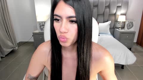  Saritaaa  online show from December 15, 10:07 am