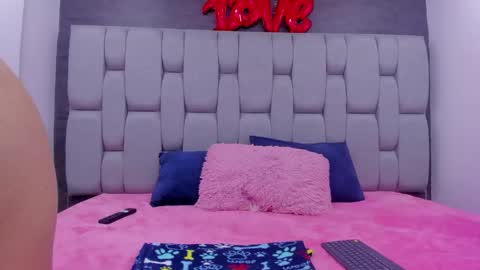 Sarita online show from April 22, 3:20 am