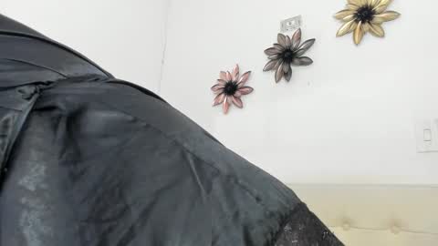 Snapshot of sarita_loven chatting on March 11, 5:05 am sarita online show from March 11, 5:05 am