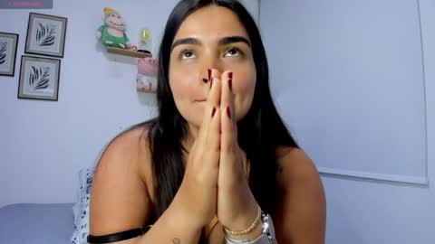Snapshot of saritadolly_ chatting on June 8, 1:28 am Sara Cute online show from June 8, 1:28 am