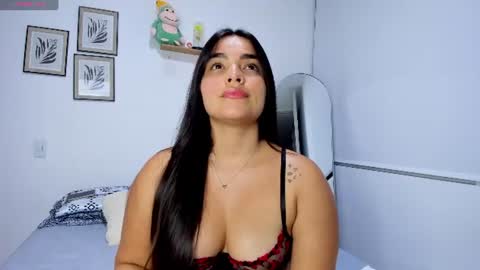 Snapshot of saritadolly_ chatting on June 21, 5:54 am Sara Cute online show from June 21, 5:54 am
