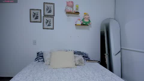 Snapshot of saritadolly_ chatting on July 23, 3:48 am Sara Cute online show from July 23, 3:48 am