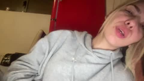 Sarrah online show from February 26, 12:27 am
