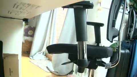 Snapshot of saschaalesi1976 chatting on September 25, 9:13 am saschaalesi1976 online show from September 25, 9:13 am