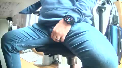 saschaalesi1976 online show from November 16, 12:44 pm