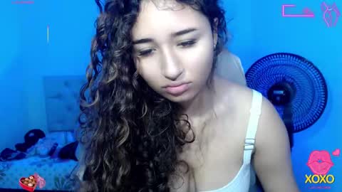 Snapshot of sasha_17_ chatting on October 3, 11:40 am Sofia online show from October 3, 11:40 am
