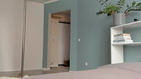 Sasha online show from February 16, 6:43 am