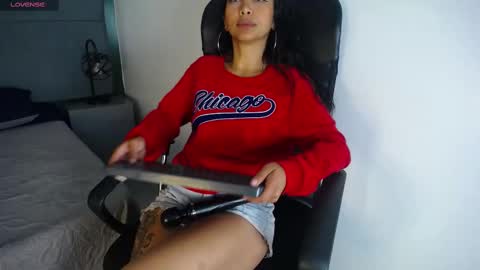 Sasha Brattz online show from February 25, 2:36 am