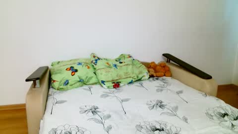 sasha_calvin online show from June 18, 7:18 pm
