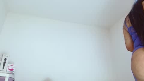 Snapshot of sasha_creamy chatting on September 30, 3:55 am Sasha Creamy online show from September 30, 3:55 am