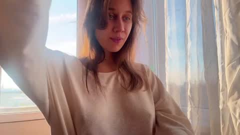 Alexandra Sasha in short online show from February 5, 9:46 am