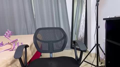 sasha_val online show from October 31, 8:10 pm