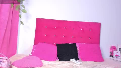 sasha palmer online show from January 14, 6:02 am