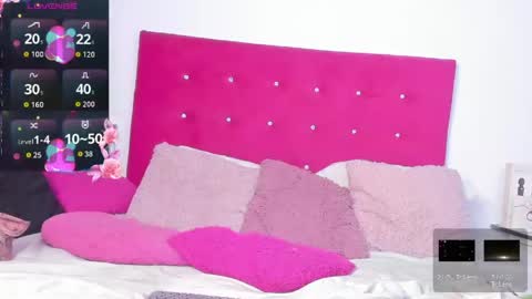 sasha palmer online show from April 22, 6:49 am