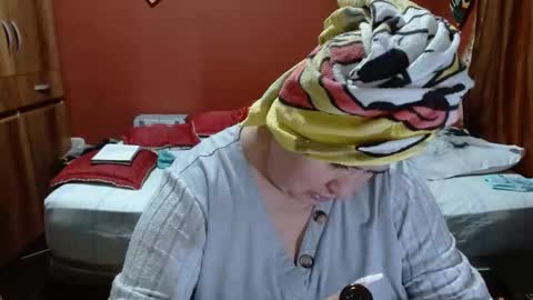 S A S H A R O S E online show from January 10, 12:07 pm