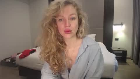 Sasha online show from March 11, 5:02 am