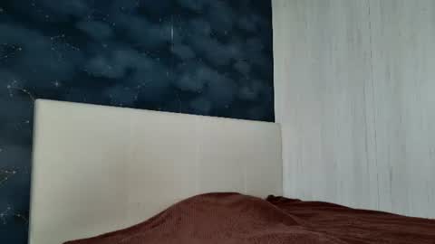 Sasha --  online show from July 8, 11:04 am