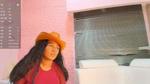 SashhaLux22 online show from February 23, 4:21 am