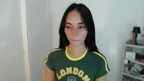 Sashi online show from February 17, 3:29 pm