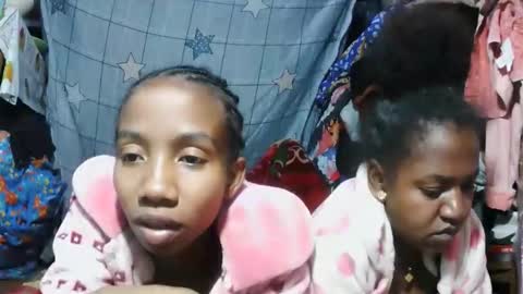 sasivia08 online show from April 20, 11:28 pm