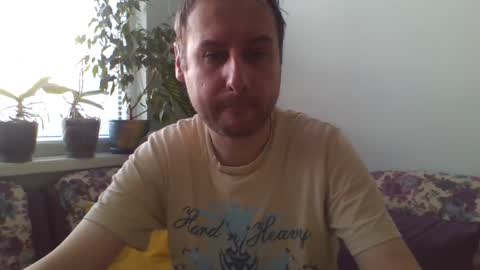 Snapshot of sasko877 chatting on May 17, 4:21 am sasko877 online show from May 17, 4:21 am