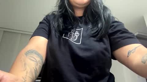 Snapshot of sasshamoon chatting on November 15, 6:55 am sasshamoon online show from November 15, 6:55 am