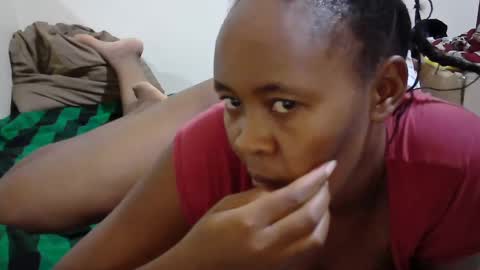 Snapshot of sassy_bella chatting on March 3, 12:05 pm sassy_bella online show from March 3, 12:05 pm