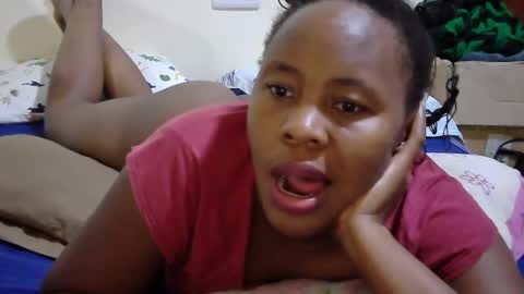 Snapshot of sassy_bella chatting on March 10, 6:45 pm sassy_bella online show from March 10, 6:45 pm