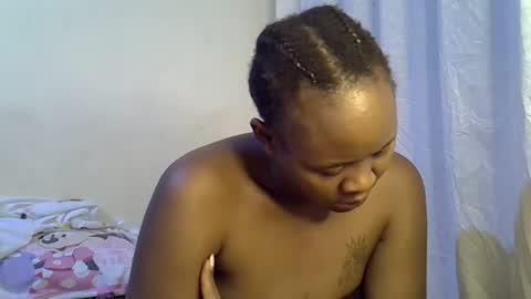 Snapshot of sassy_bella chatting on September 26, 3:54 am sassy_bella online show from September 26, 3:54 am