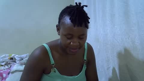 sassy_bella online show from February 7, 4:33 pm