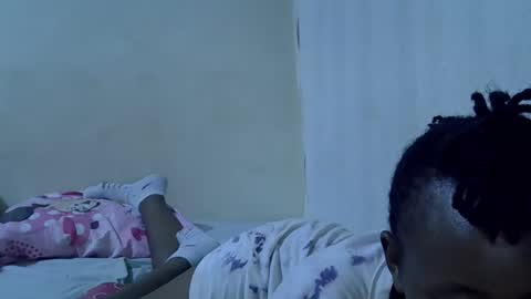 sassy_bella online show from February 8, 8:01 pm