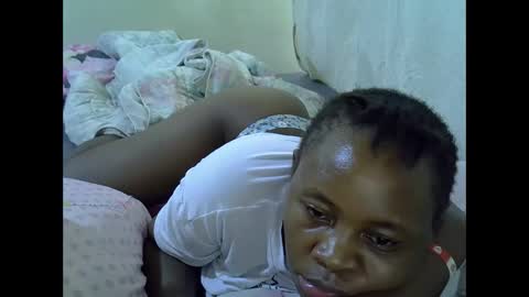 sassy_bella online show from March 31, 5:52 am