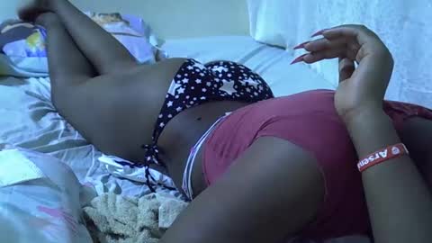 sassy_bella online show from April 14, 6:47 pm