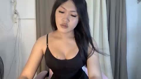 Snapshot of sassy_jenny8 chatting on April 15, 7:26 am sassy_jenny8 online show from April 15, 7:26 am