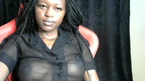 Snapshot of sassy_lyne chatting on April 28, 6:07 am sassy_lyne online show from April 28, 6:07 am
